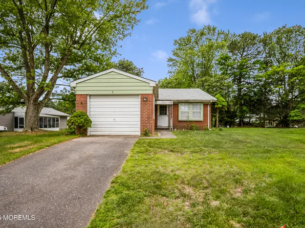 6 Lincoln Court, Whiting, NJ 08759