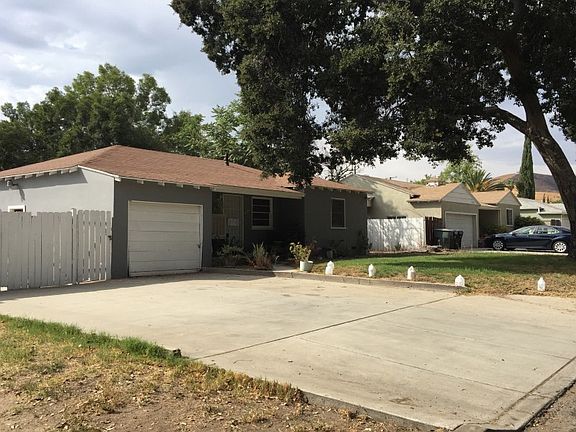 3rd image of 2788 Lincoln Dr