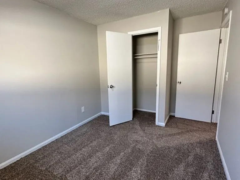 340 Gahart Drive — Photo 15