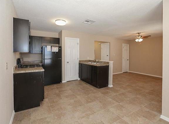 3rd image of 12948 Jeremiah Dr #A-d