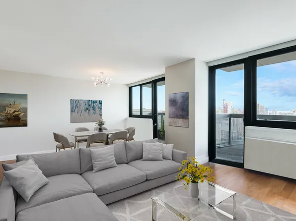 515 East 72nd Street 38A image 2 of 22