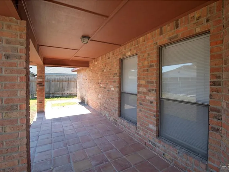 2202 Morning Ln — Photo 22