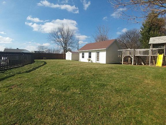 5th image of 1331 Valleyview Ct NW