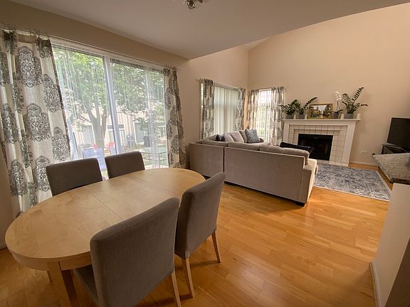 5th image of 1035 Hinswood Dr