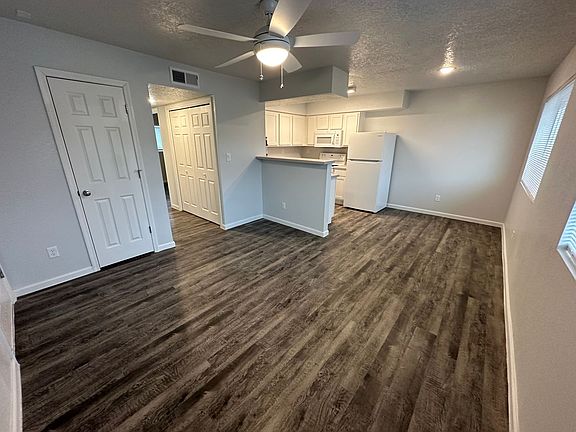 2nd image of 250 Village Dr #260