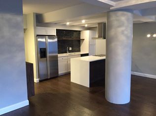 345 N Canal St APT 603, Chicago, IL 60606