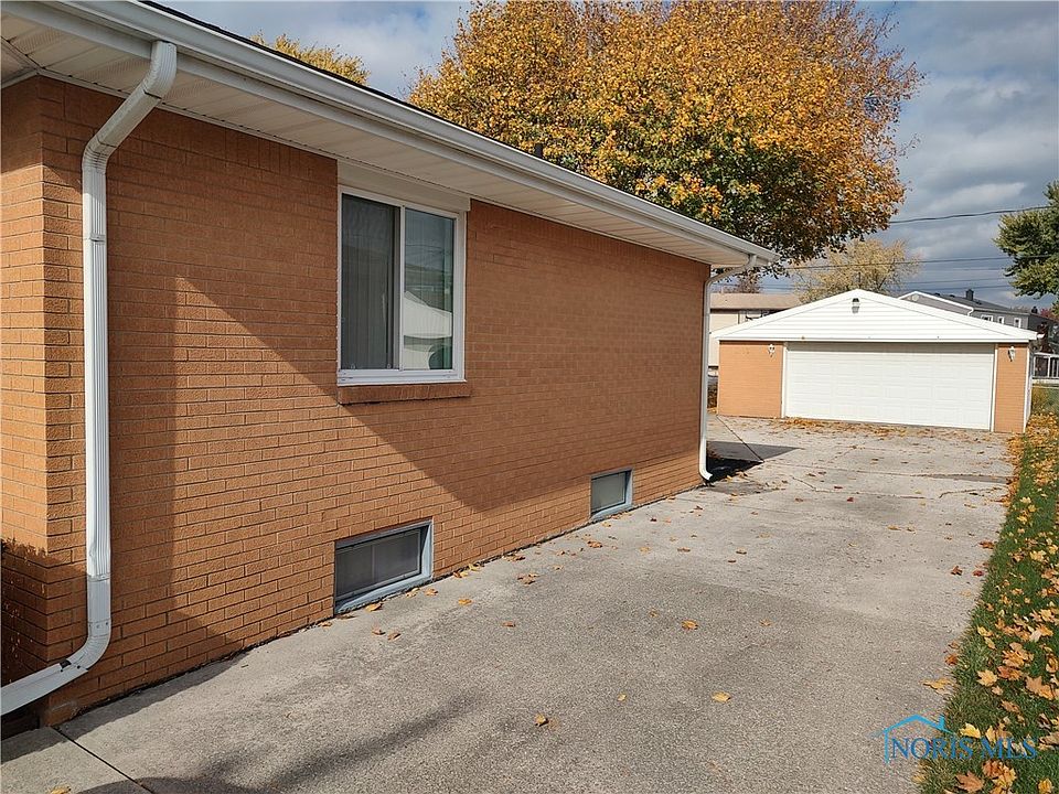 3341 Starr Ave, Oregon, OH 43616 Zillow