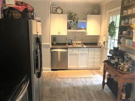 5th image of 5059 Hampshire Ave