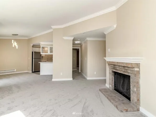 23410 18th Ave S APT D301, Des Moines, WA 98198