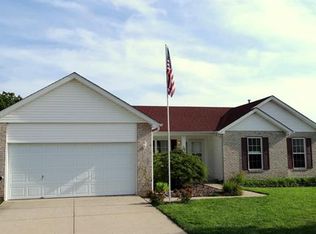2662 Greenway Dr, High Ridge, MO 63049