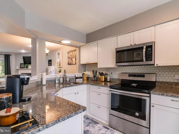 15390 Gunsmith Ter, Woodbridge, VA 22191