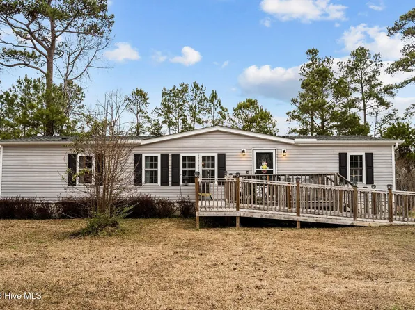 130 Bellhammon Drive, Rocky Point, NC 28457