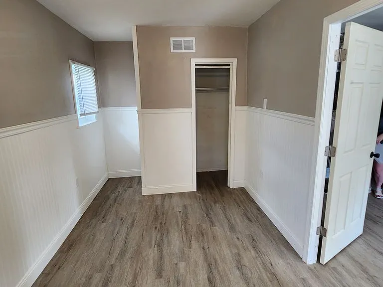534 Park Ave — Photo 4