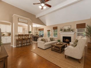 207 Cove Creek Dr, Spicewood, TX 78669