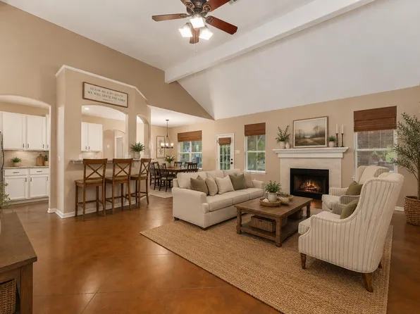 207 Cove Creek Dr, Spicewood, TX 78669