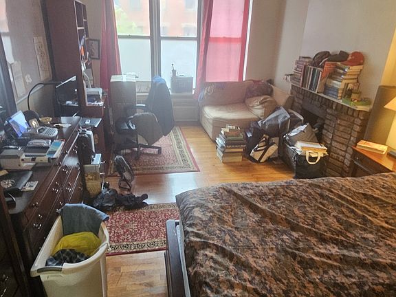 4th image of 515 E 83rd St APT 4A