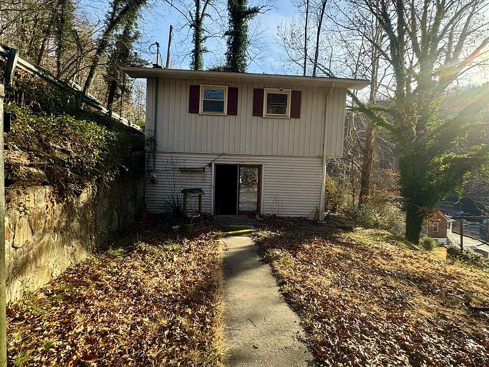 1st image of 50 Bland St