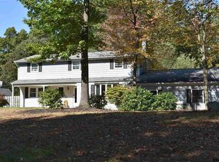 70 Rolling Brook Dr, Clifton Park, NY 12065