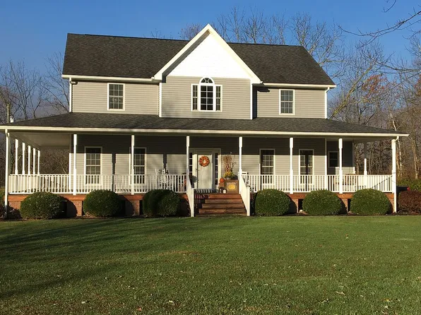 10679 Pullman Rd, Pennsboro, WV 26415