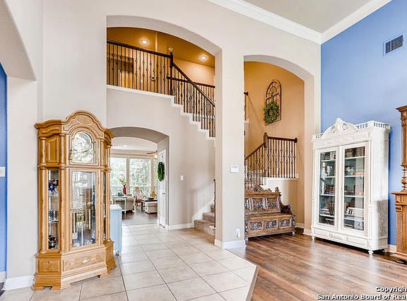 4th image of 3542 Hilldale Point