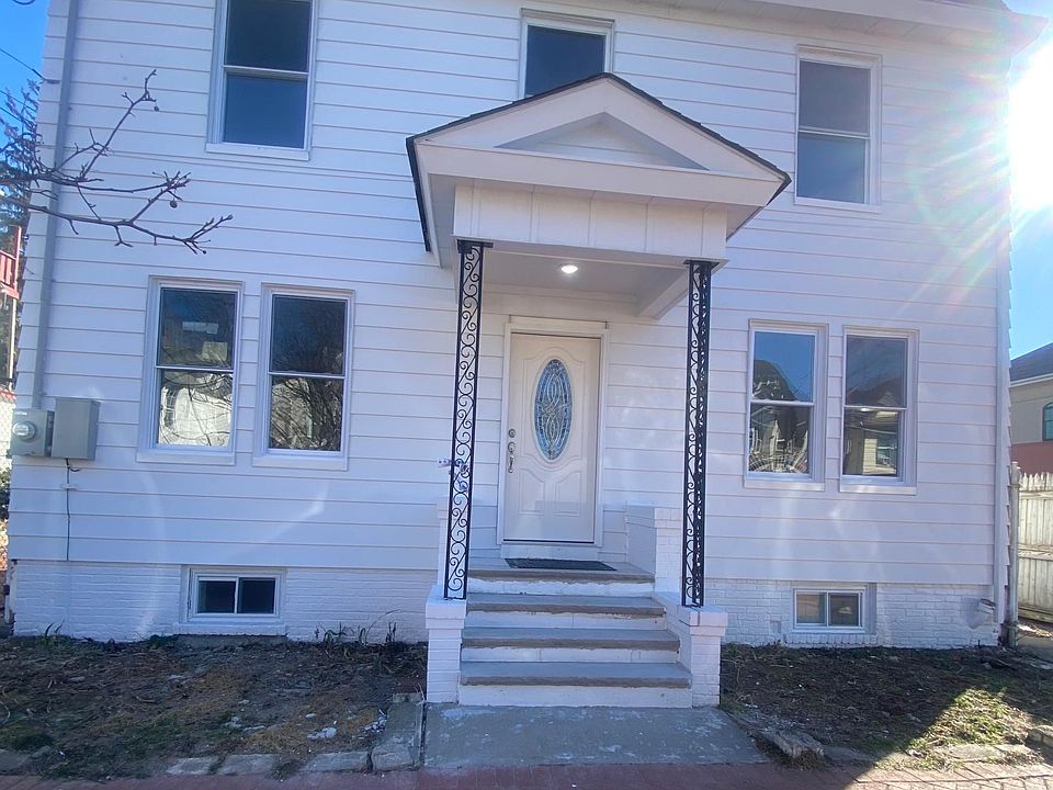 1st image of 469 Clifton Ave