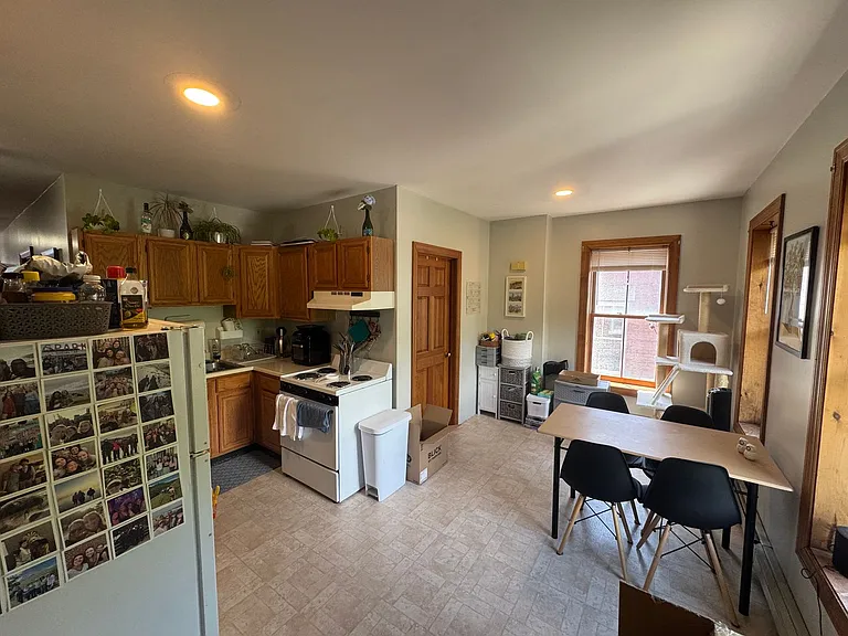 16 Market St #3 — Photo 9