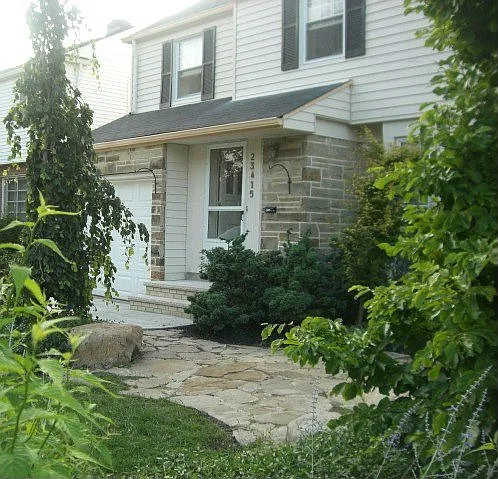 23415 E Silsby Rd photo 1