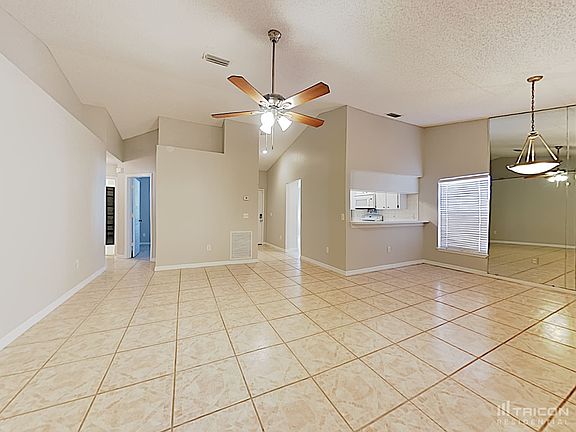 4th image of 11214 Scotchwood Dr