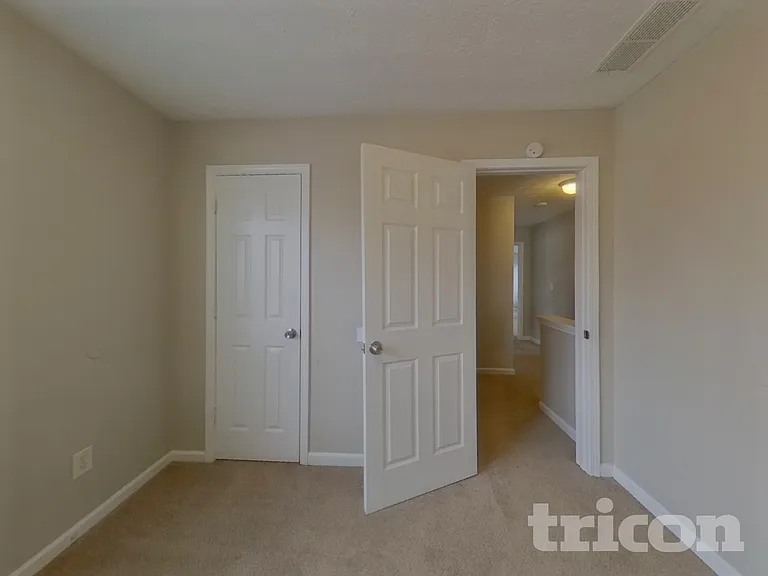 471 Sawtooth Ln — Photo 13