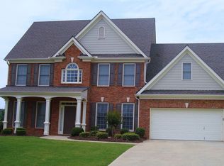 5416 Cabot Creek Dr, Sugar Hill, GA 30518