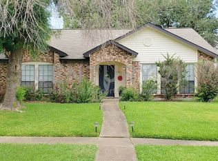 2633 Ladywood Dr, Garland, TX 75040