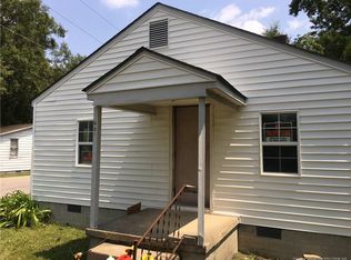 401 McLeod Rd, Red Springs, NC 28377