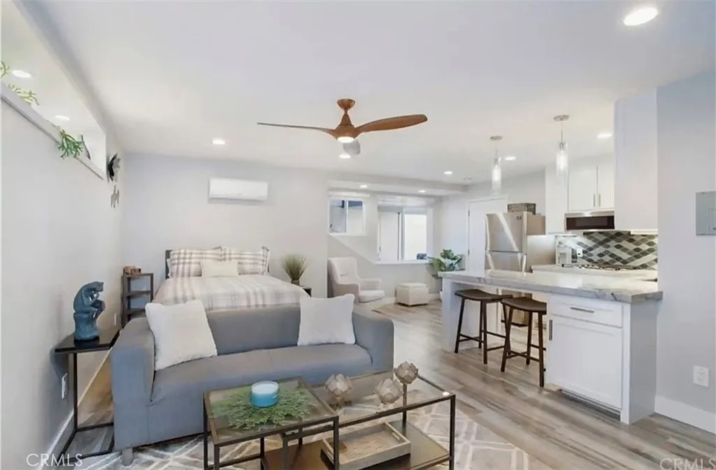 Studio, 475 sqft, $2,300 — Photo 1