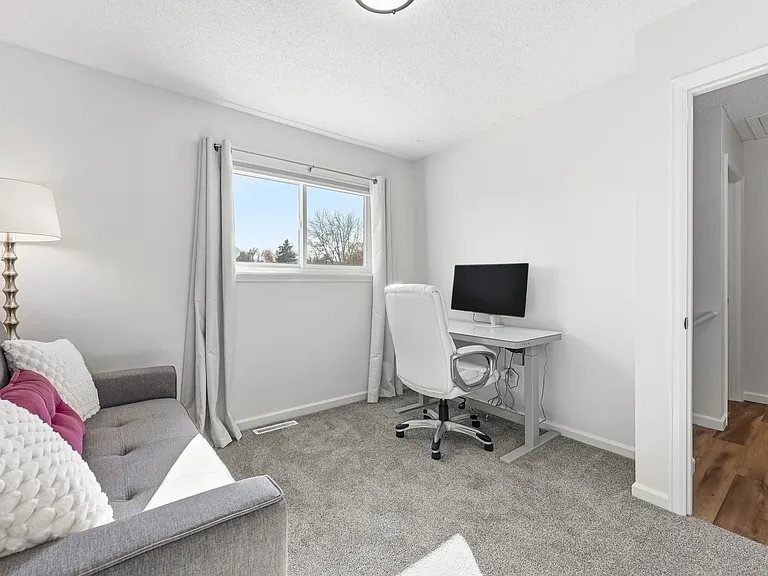 11833 W Marlowe Pl — Photo 34