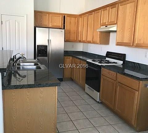 4th image of 8861 Park Plaza Ct #0