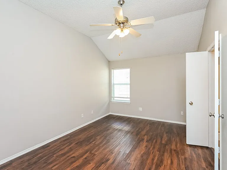 4553 Wheatland Dr — Photo 9