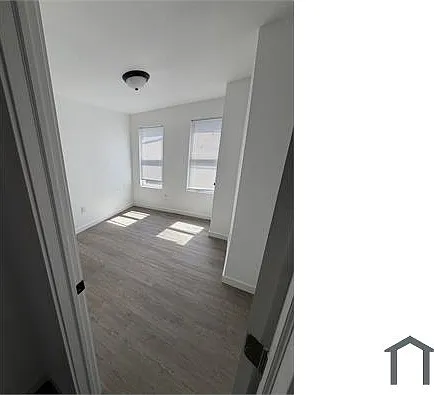 3 bed, 1140 sqft, $2,200 — Photo 3