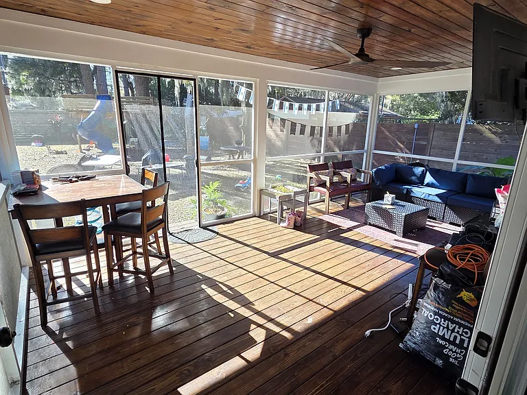 Kensington Dr — Photo 19