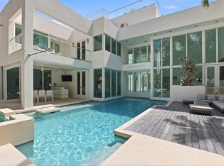 3017 N Atlantic Boulevard, Fort Lauderdale, FL 33308