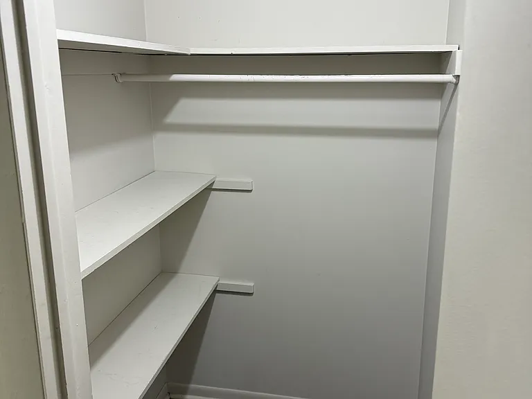 Jefferson Street Apartments — Photo 7