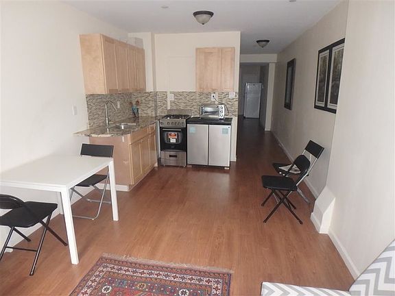 2nd image of 423 E 117th St APT 1