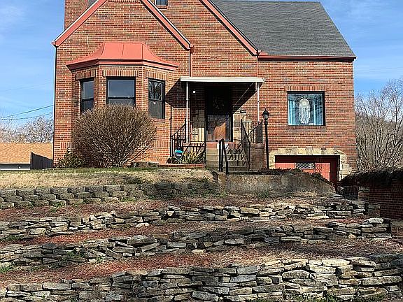 2nd image of 1063 29th St