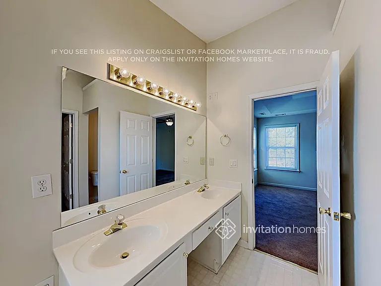 103 Newberry Ln — Photo 12