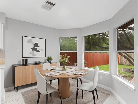 3rd image of 6200 La Naranja Ln