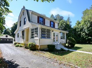 108 Winter Pl, Mahwah, NJ 07430