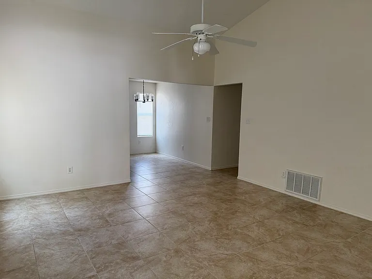 10632 Stanley Dr NW — Photo 4