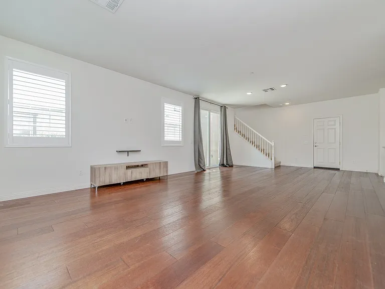 13093 Sugarloaf Dr — Photo 10