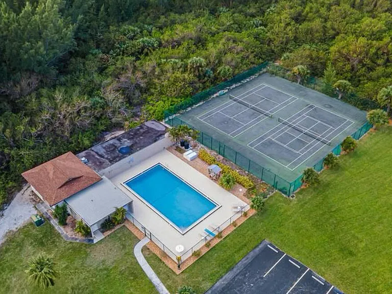 4225 N Highway A1A #17 — Photo 28