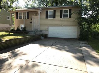 812 N Wigwam Trl, Independence, MO 64056