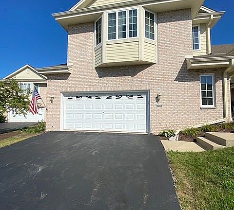 2nd image of 505 Arbor Oaks Ln